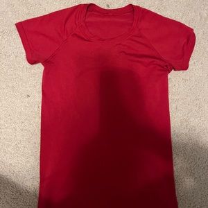 Red lululemon swiftly tech